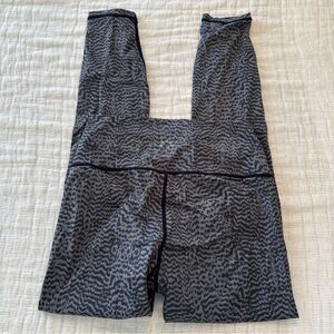 Varley Black Dark Gray Speckled Printed Leggings Size Small